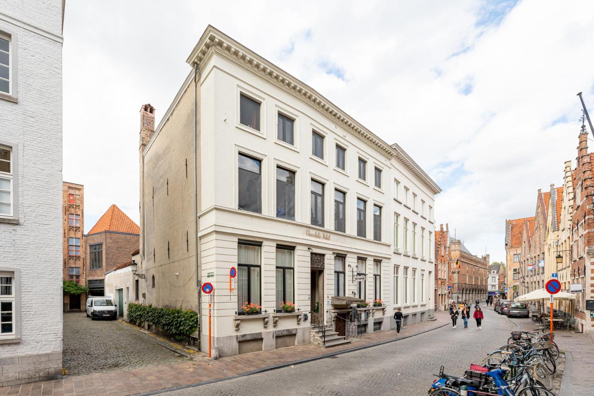 The Chocolate Suites Brugge Bagian luar foto