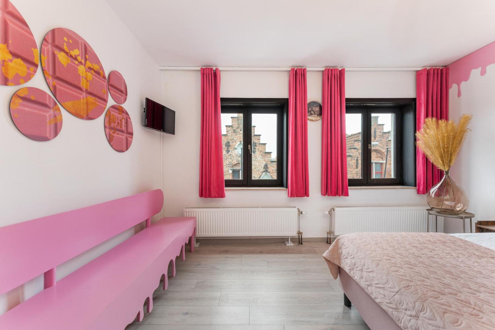 The Chocolate Suites Brugge Bagian luar foto