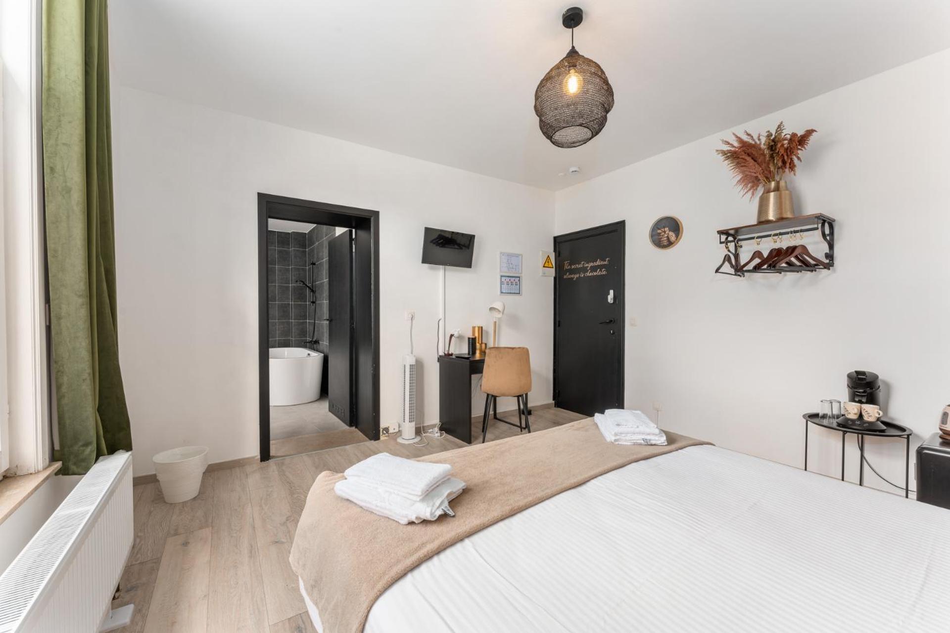 The Chocolate Suites Brugge Bagian luar foto